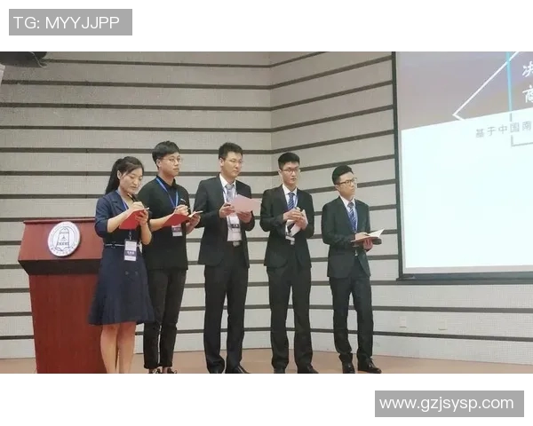 武汉篮球队在大师赛中的团队协作表现分析与点评